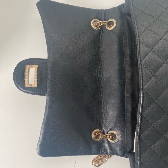 Black Quilted Purse - Picture 7 of 12